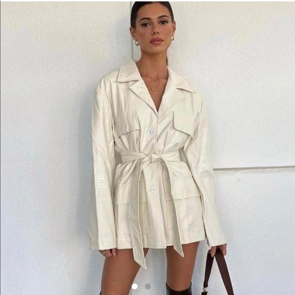 Princess Polly/Lioness Victory Boulevard Dress/Coat